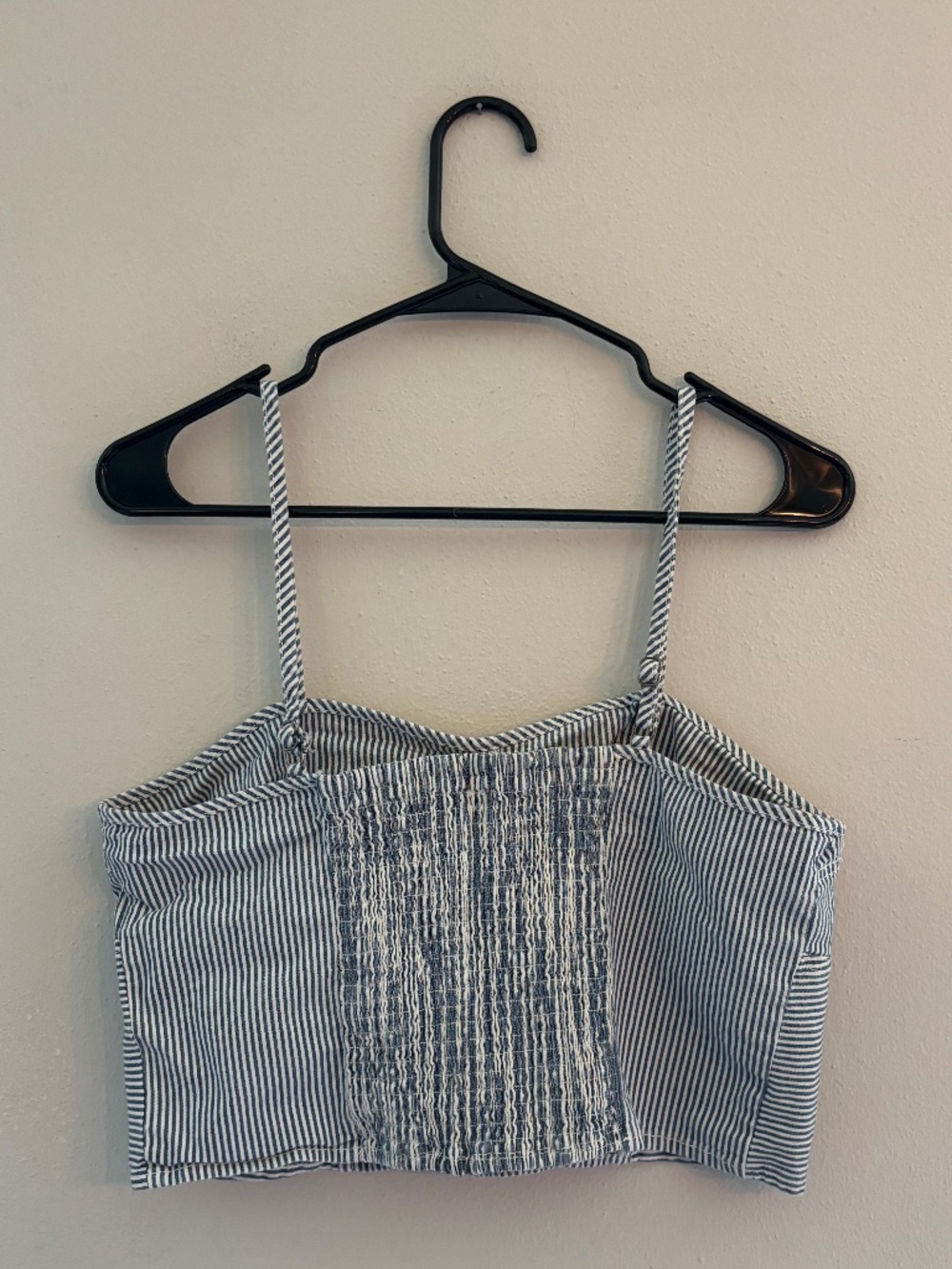 Universal Thread Striped Crop Top - Picture 2 of 6